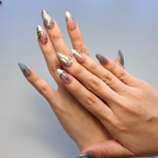 Dive into the "Seven Seas" from our BTS Collection. These handmade luxury press-on nails feature 3D whale art, chrome nautical symbols, and the BTS logo over a shimmering galactic base. The ultimate artisan set for ARMY.